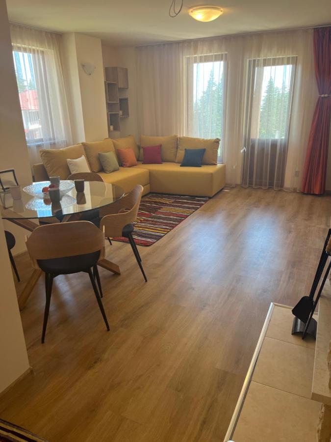 Grand Resort Luxury Apartment بامبوروفو المظهر الخارجي الصورة